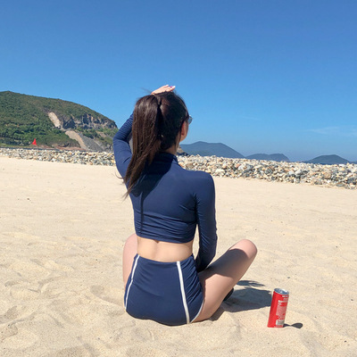 厂家直批泳装女运动风格保守时尚防晒长袖泳衣小胸聚拢学生分体图2
