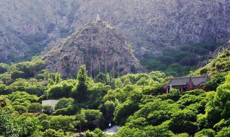 贺兰山风景区图2