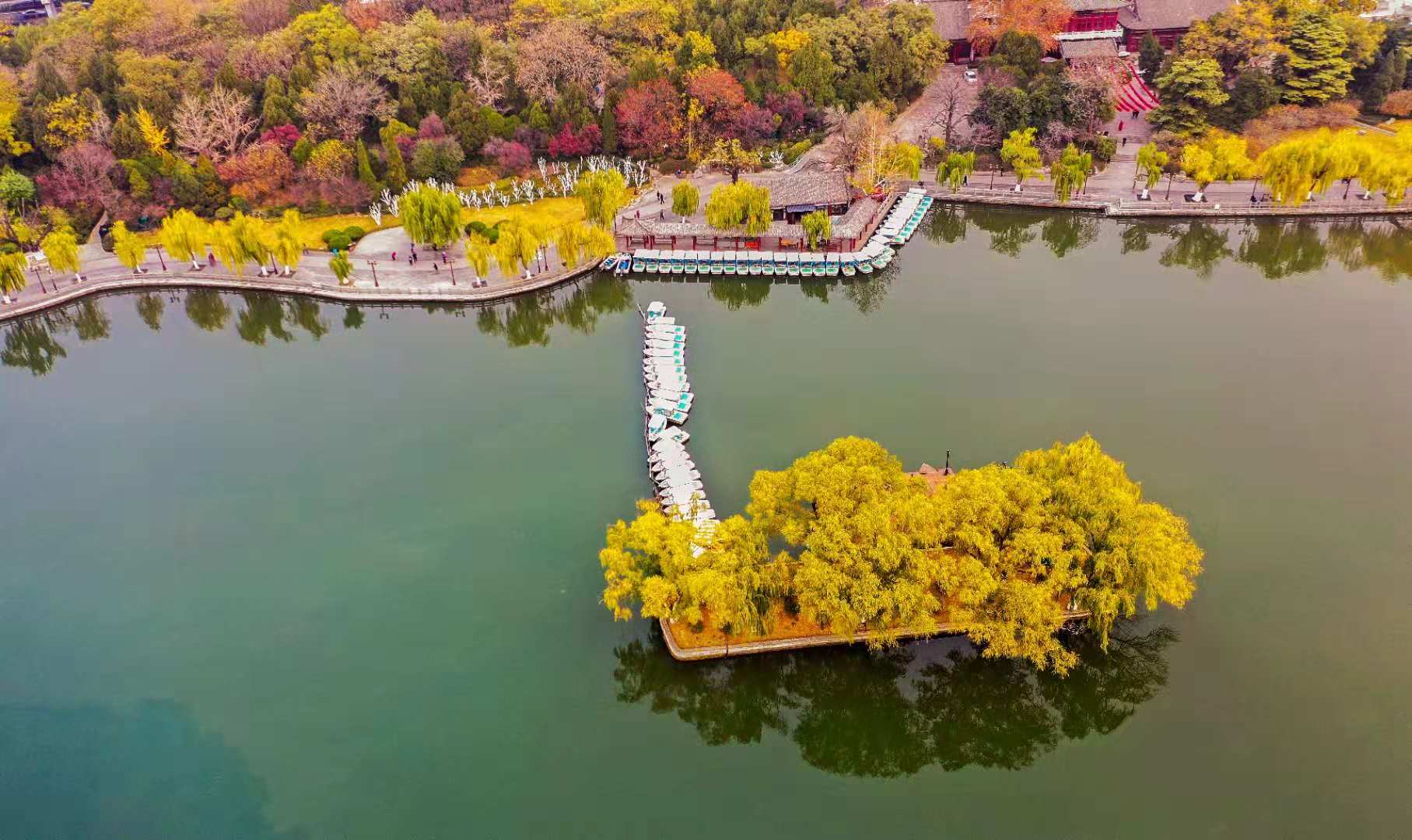 济南大明湖图2