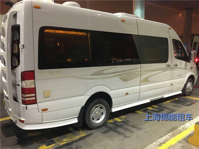 奔驰房车十座VIP图4