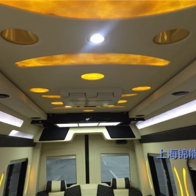 奔驰房车十座VIP