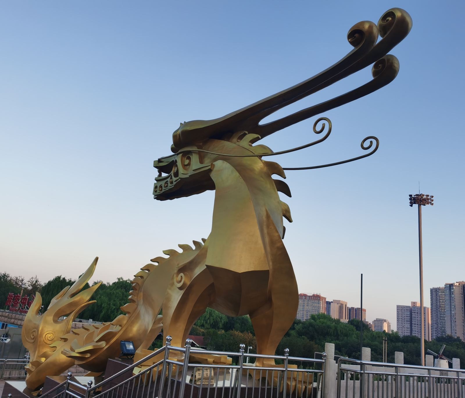 中央广播电视塔图6
