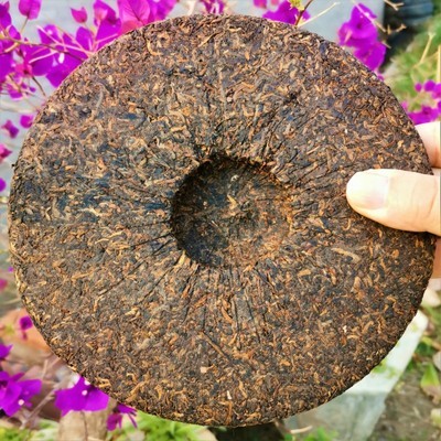 中宏印宫廷普洱茶饼 勐海布朗山普洱熟茶 云南七子饼茶厂家直销图3