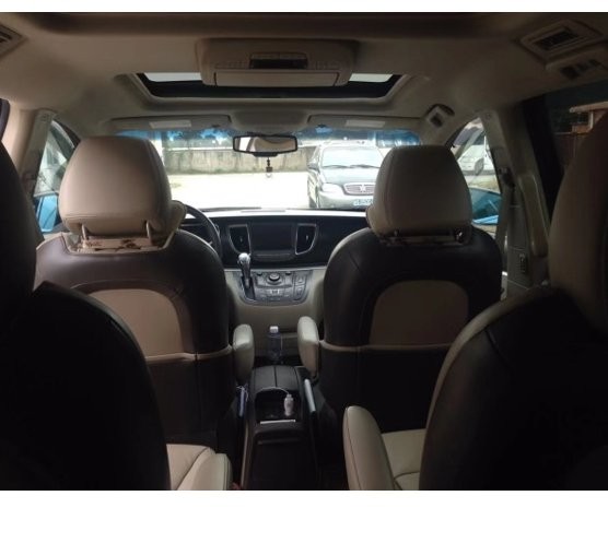 GL8商务车（7座）图5