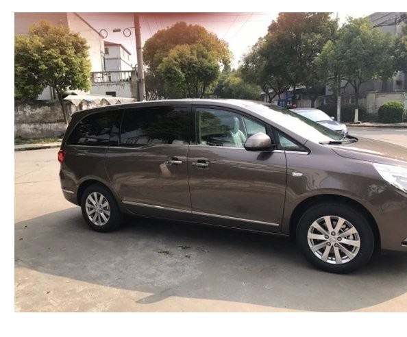 GL8商务车（7座）图4