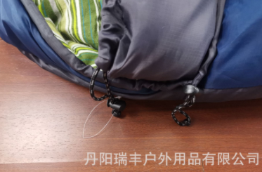 出口欧美睡袋 加厚冬季睡袋 跨境双层法兰绒睡袋 带帽野营睡袋图4