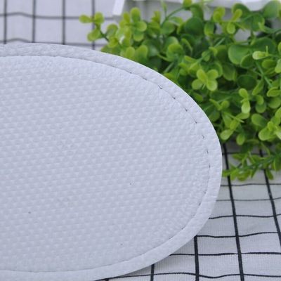 厂家供应酒店宾馆一次性拖鞋民宿客房用品白色包头防滑无纺布拖鞋图4