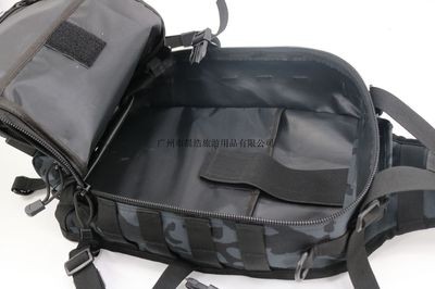 晨浩 爆款大鞍包防水牛津布迷彩摄影斜挎包户外单肩战术特大胸包图3