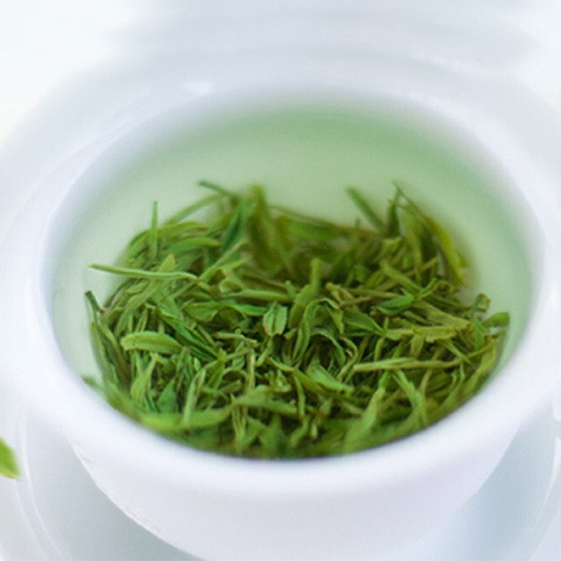 现货批发恩施硒茶玉露茶 鲜嫩芽叶铁罐装茶叶 蓝焙恩施礼盒装绿茶图2