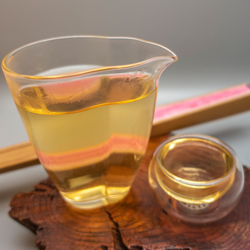 冰岛老寨普洱茶生茶2021年春茶冰岛生普礼盒装云南普洱生茶饼批发图2
