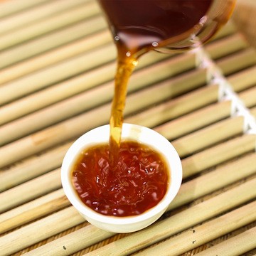 普洱茶原产地2016年冰岛古树纯料普洱熟茶饼三年干仓茶厂家直销图4