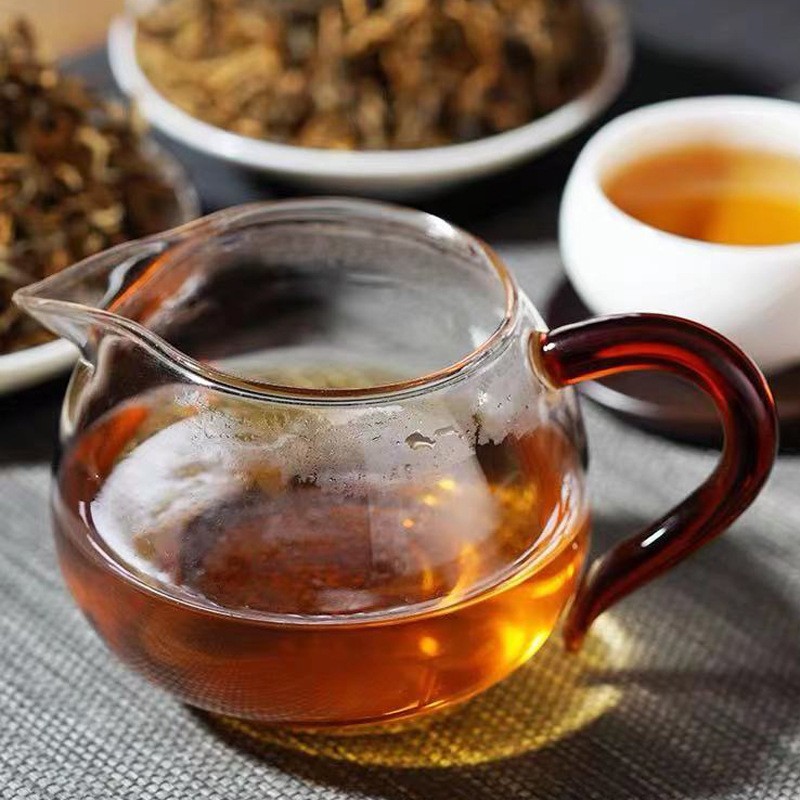 批发云南凤庆滇红茶 2021年头春金丝滇红茶叶 普洱茶500克散装茶图4