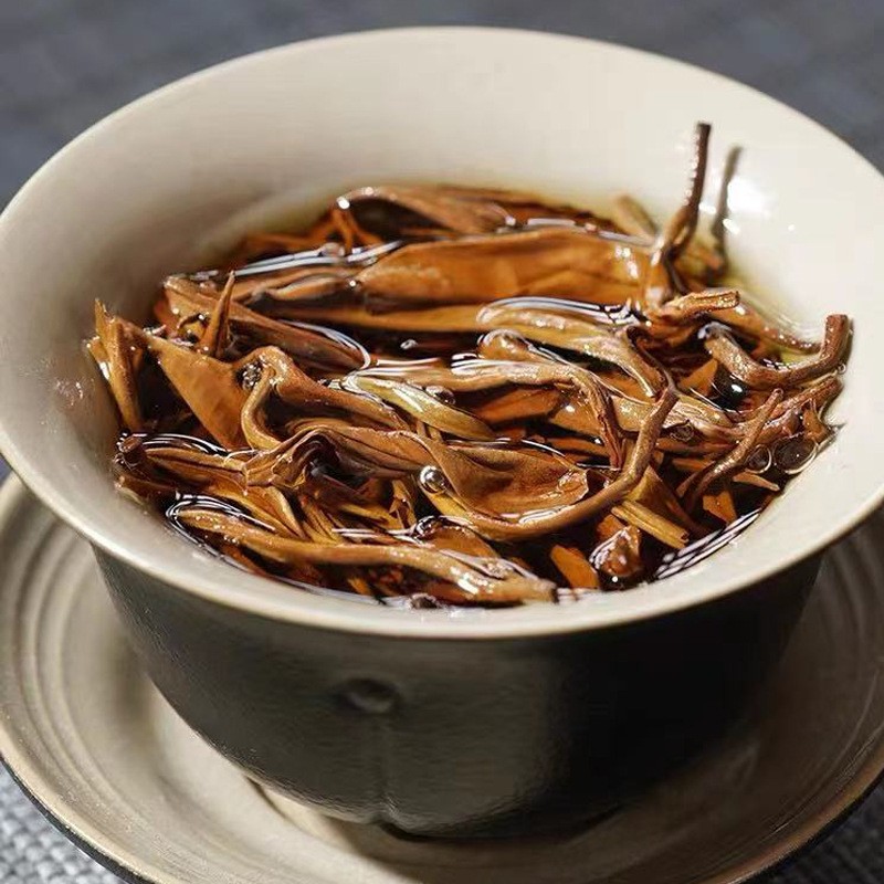 批发云南凤庆滇红茶 2021年头春金丝滇红茶叶 普洱茶500克散装茶图5
