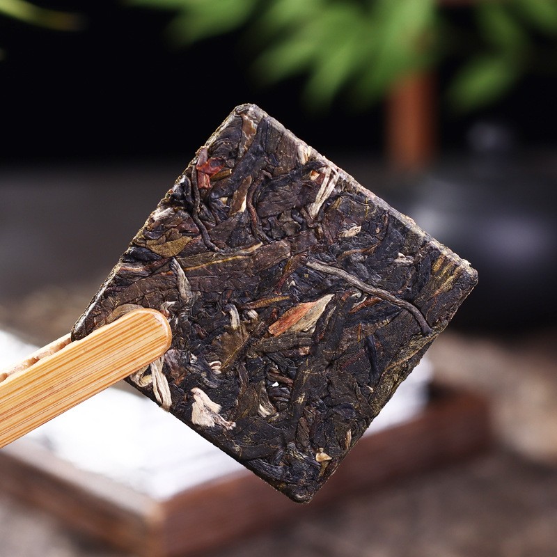 批发普洱茶小薄片 云南生茶叶勐库冰岛8克薄片普洱生茶一泡一片图3