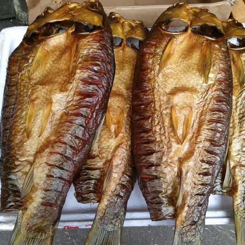 腊草鱼农家自制腊鱼柴火烟熏腊草鱼整条熏鱼餐饮酒店食材腊味批发图2