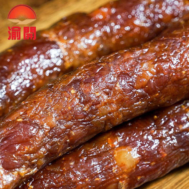 源头厂家直供风干麻辣香肠烟熏香肠重庆四川风味餐饮批发微商腊肠图2