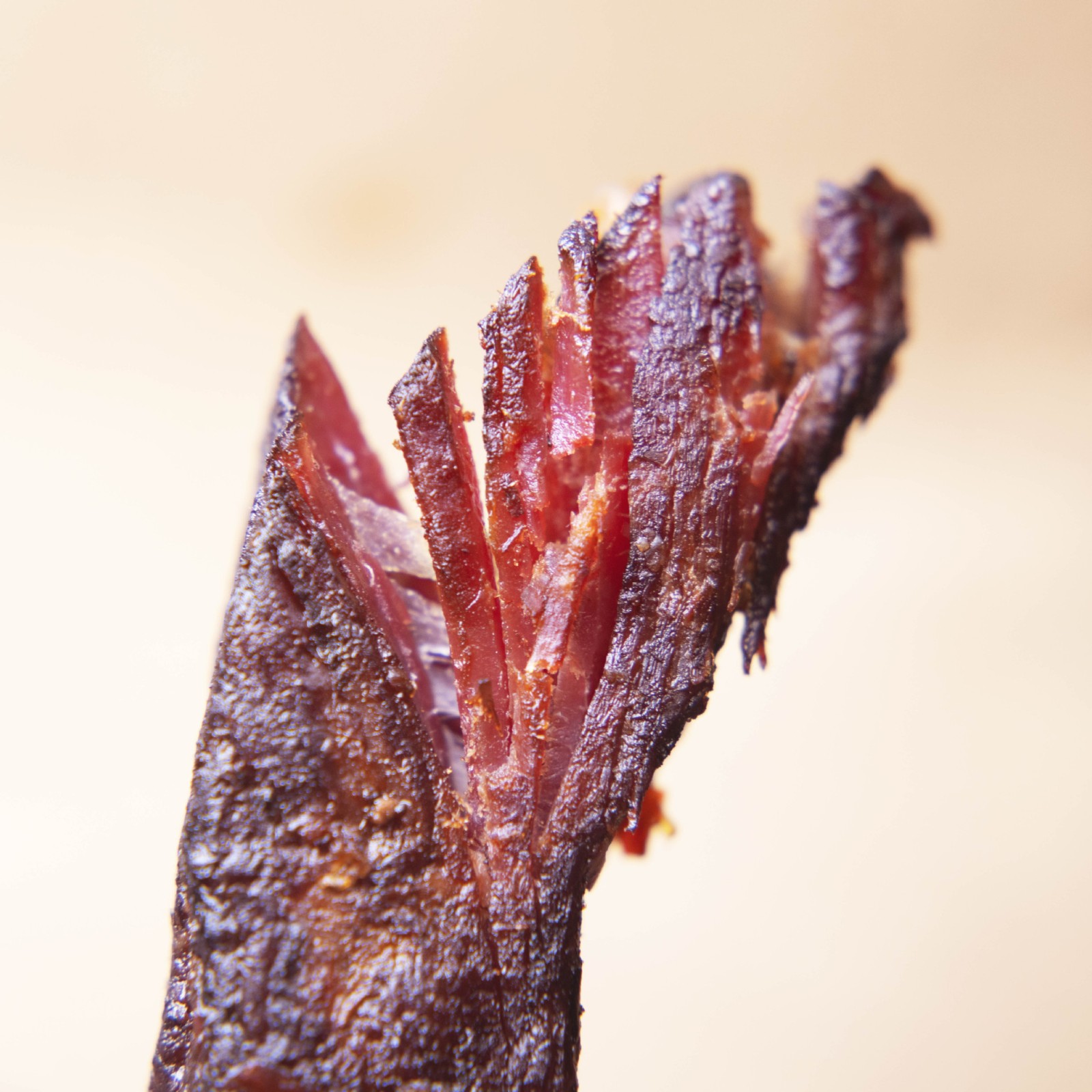 厂家直发 牛肉干手撕牛肉 四川凉山肉类零手撕牛肉干图2