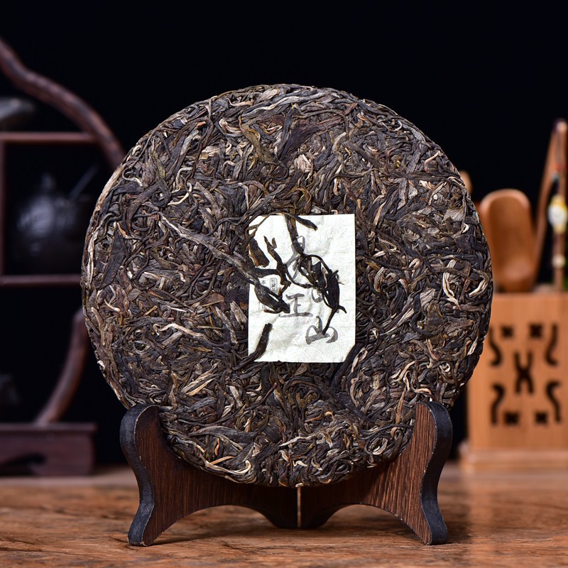 溢庆源 2017易武正山早春 普洱茶生茶357克大树茶饼 云南七子饼茶图3