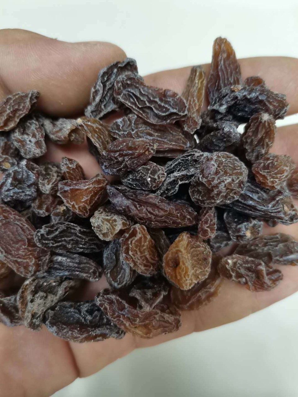 红香妃葡萄干新疆特产吐鲁番红香妃葡萄干免洗休闲食品图4
