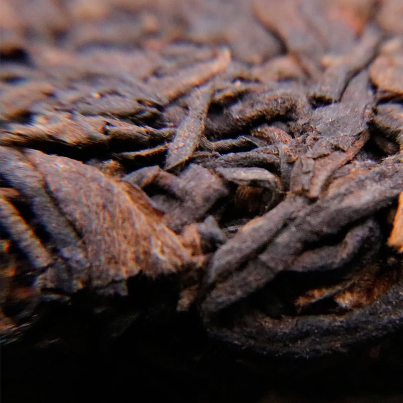 2015年冰岛纯料熟茶饼七子饼茶 云南特产普洱茶老农古林 包邮图2