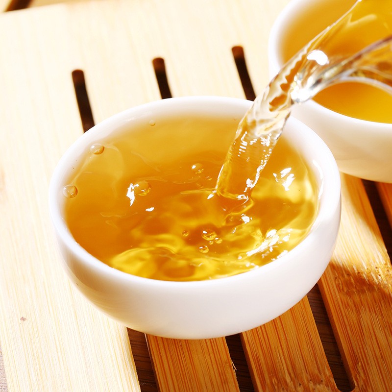 云南滇红茶凤庆红茶一芽一叶松针银针理条红茶功夫茶厂家批发图4