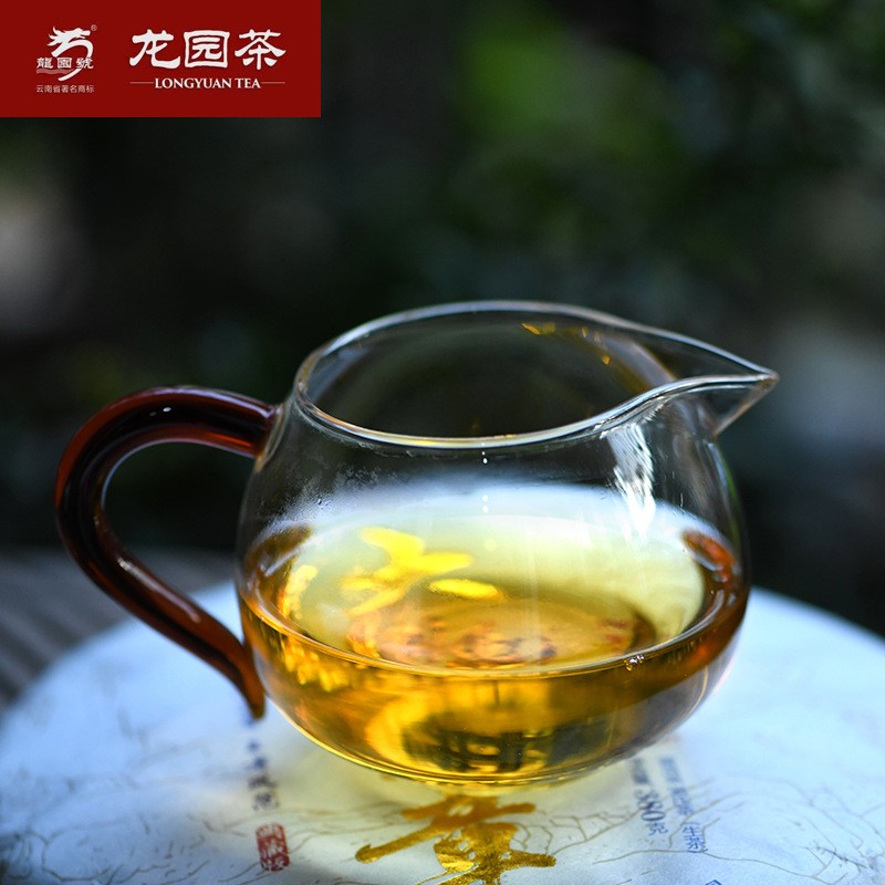 云南普洱茶龙园号七子饼茶2020年大班章王者风范生茶饼茶礼 380克图2