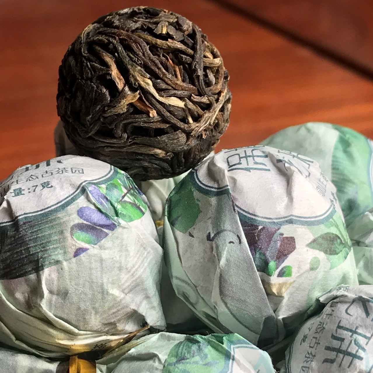 云南普洱茶勐海保塘迷你小沱茶龙珠普洱古树生茶图3