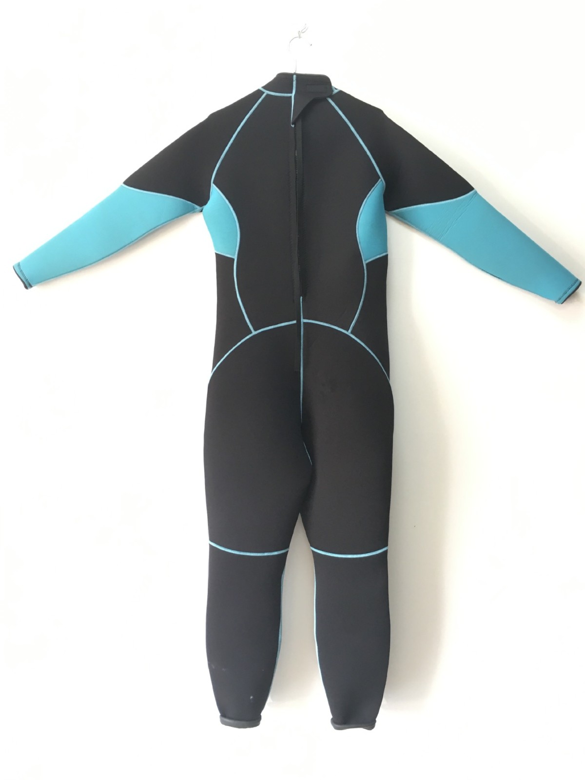 亚马逊新款潜水服3mm防晒保暖潜水衣连体海上冲浪衣潜水衣男女图4