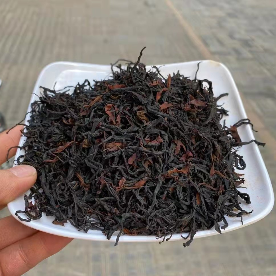 云南古树野生红茶散装批发花果蜜香凤庆野生古树晒红茶叶市场直销图2