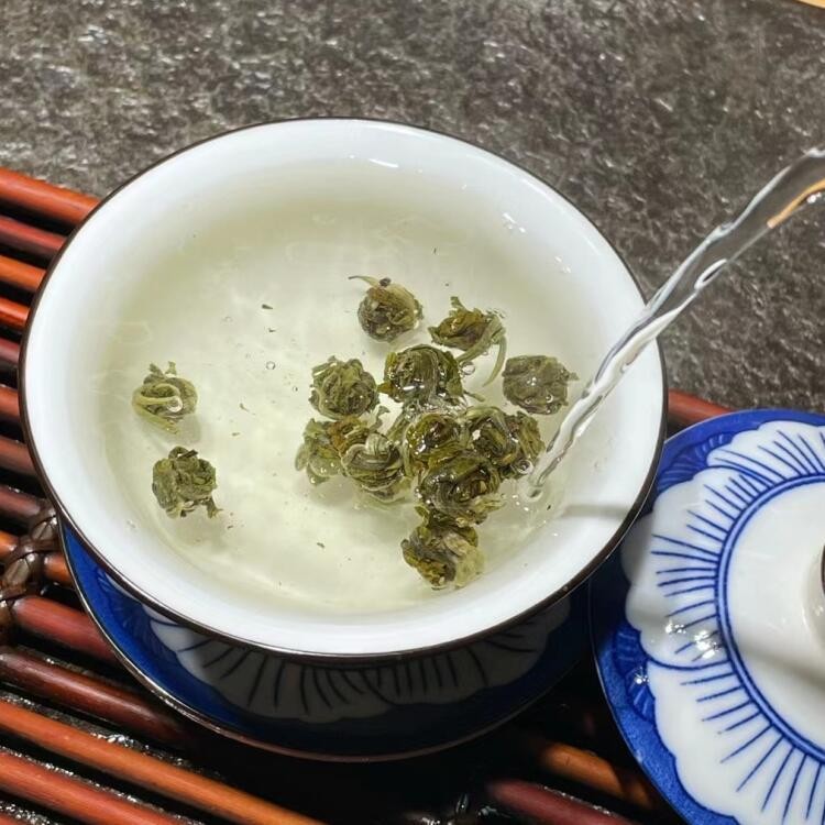 2022雅逸轩 茉莉花茶批发 散茶礼盒装横县茉莉飘雪小银针曲毫银毫图3