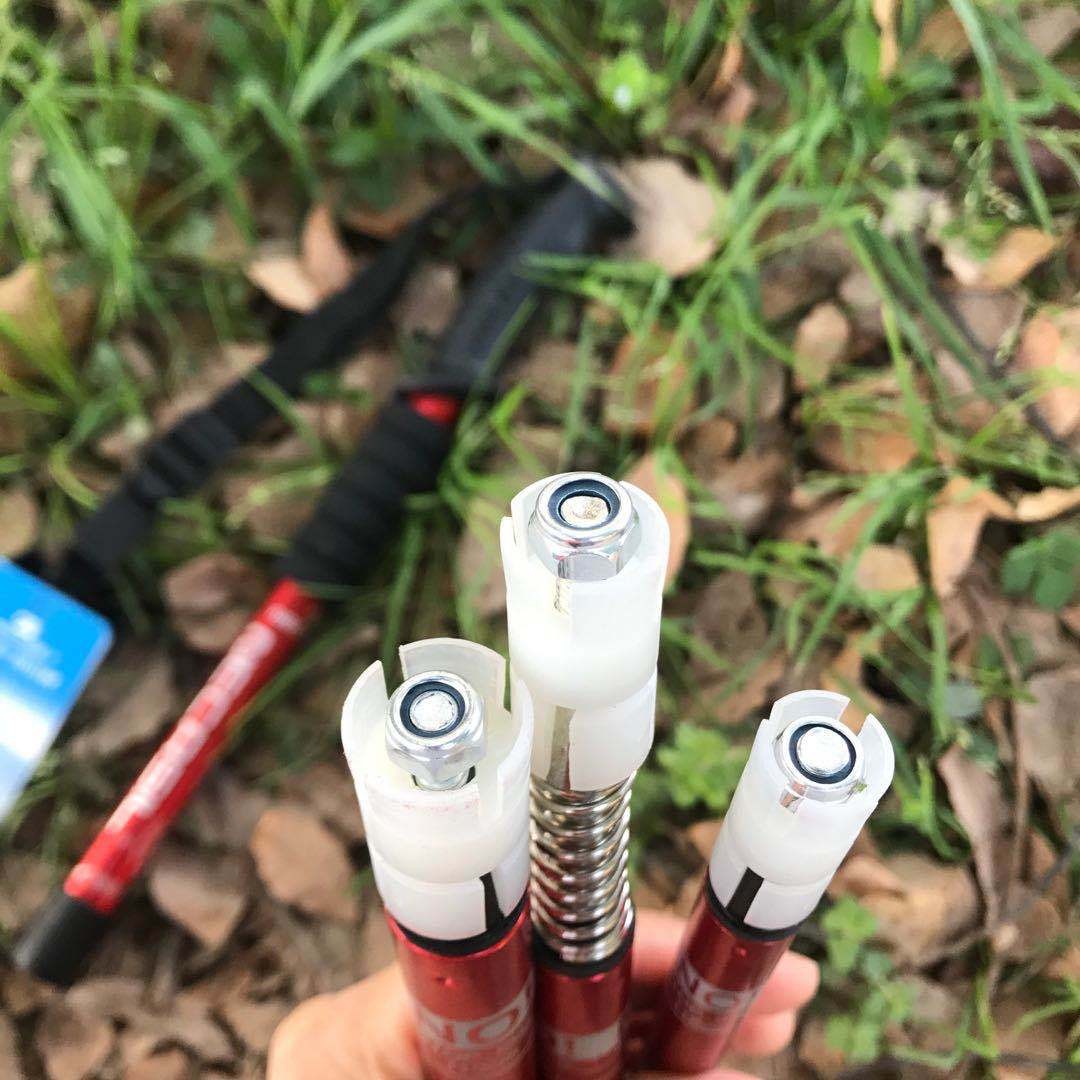 纽卡索铝合金6061四节直柄登山杖超轻内锁伸缩带减震手杖拐杖G103图5