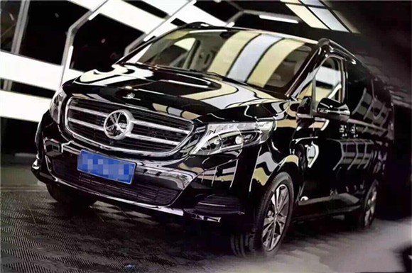 奔驰v260
